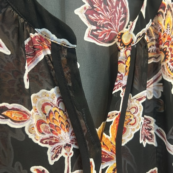 Liz Claiborne Signature Women Floral Sheer V-Neck Long Sleeve Sheer Blouse - Picture 4 of 13